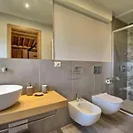 Villa Simone By Posarellivillas