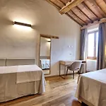 Villa Simone By Posarellivillas